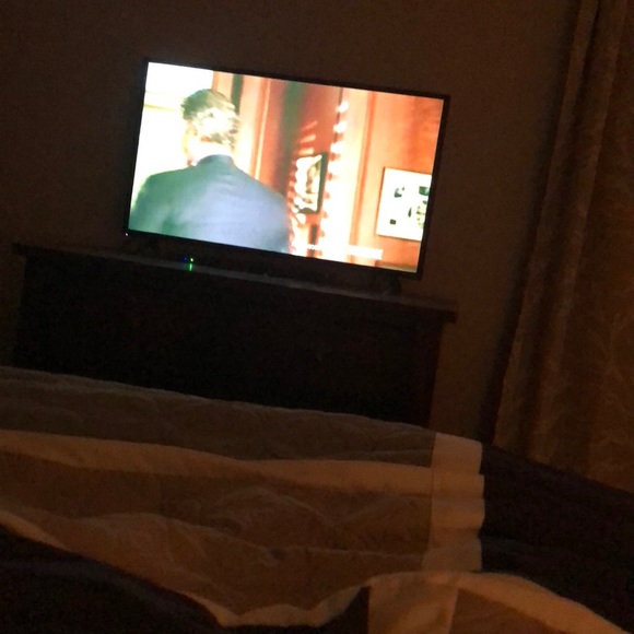 Meet your Posher, Sarah - Picture 1 of 1